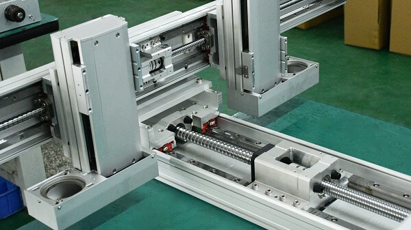 Eight-Axis Customized Robot Manipulator